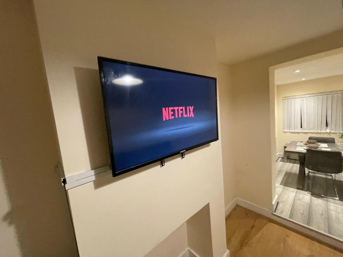 Big 3 Bedroom London House With 2 Bathroom Plumstead  Buitenkant foto