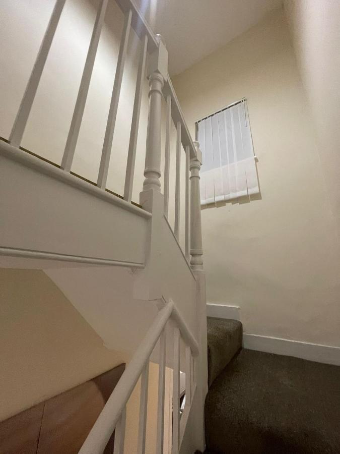 Big 3 Bedroom London House With 2 Bathroom Plumstead  Buitenkant foto